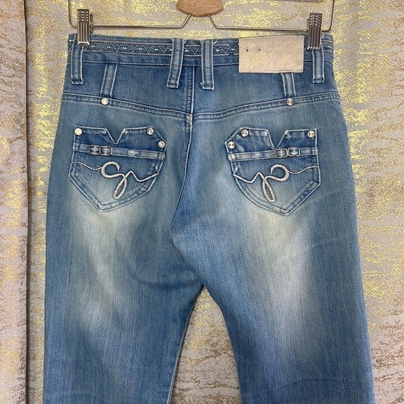 LEE Nice Light Blue Wash Sequinned/Metal Detailed Straight Jeans Size 28 - Picture 8 of 15